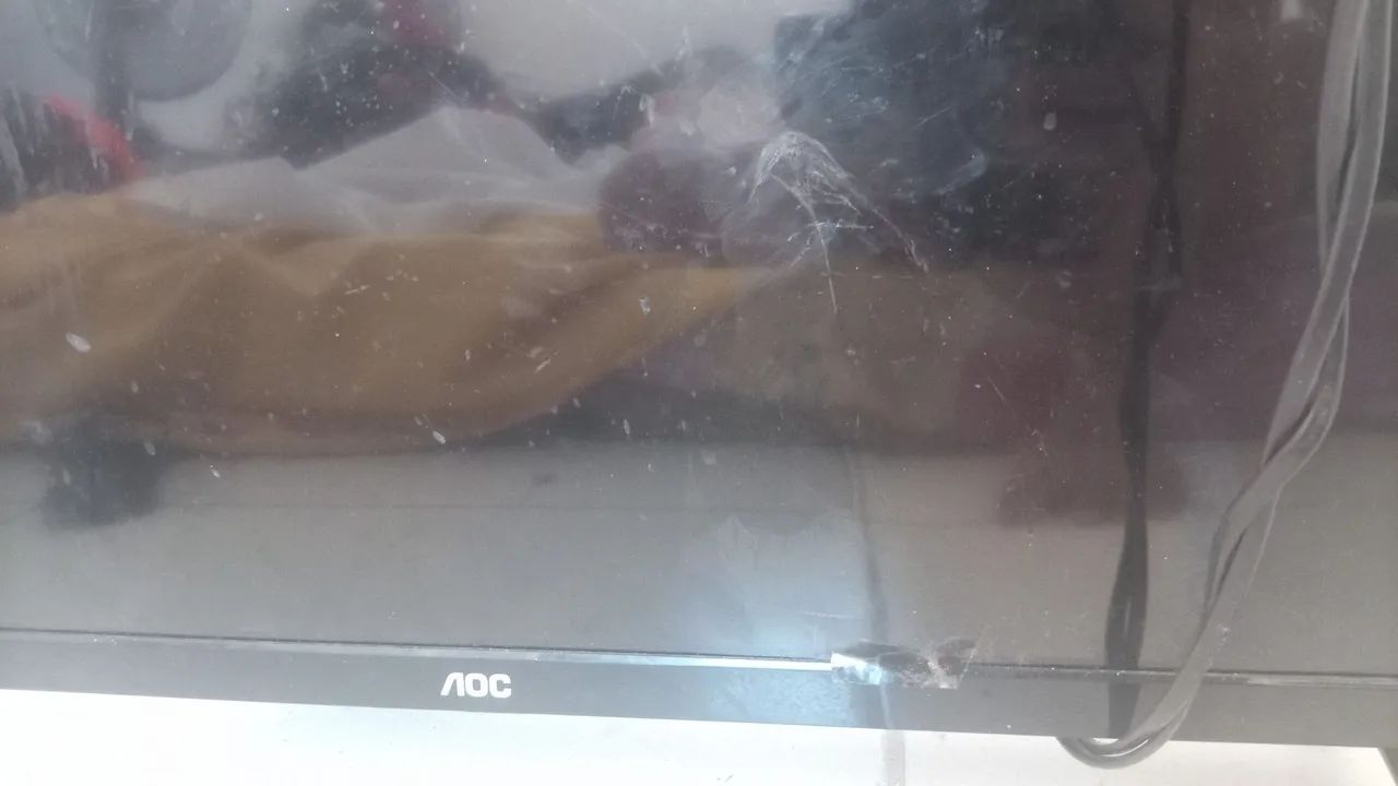 Tv pra retirada de peças 