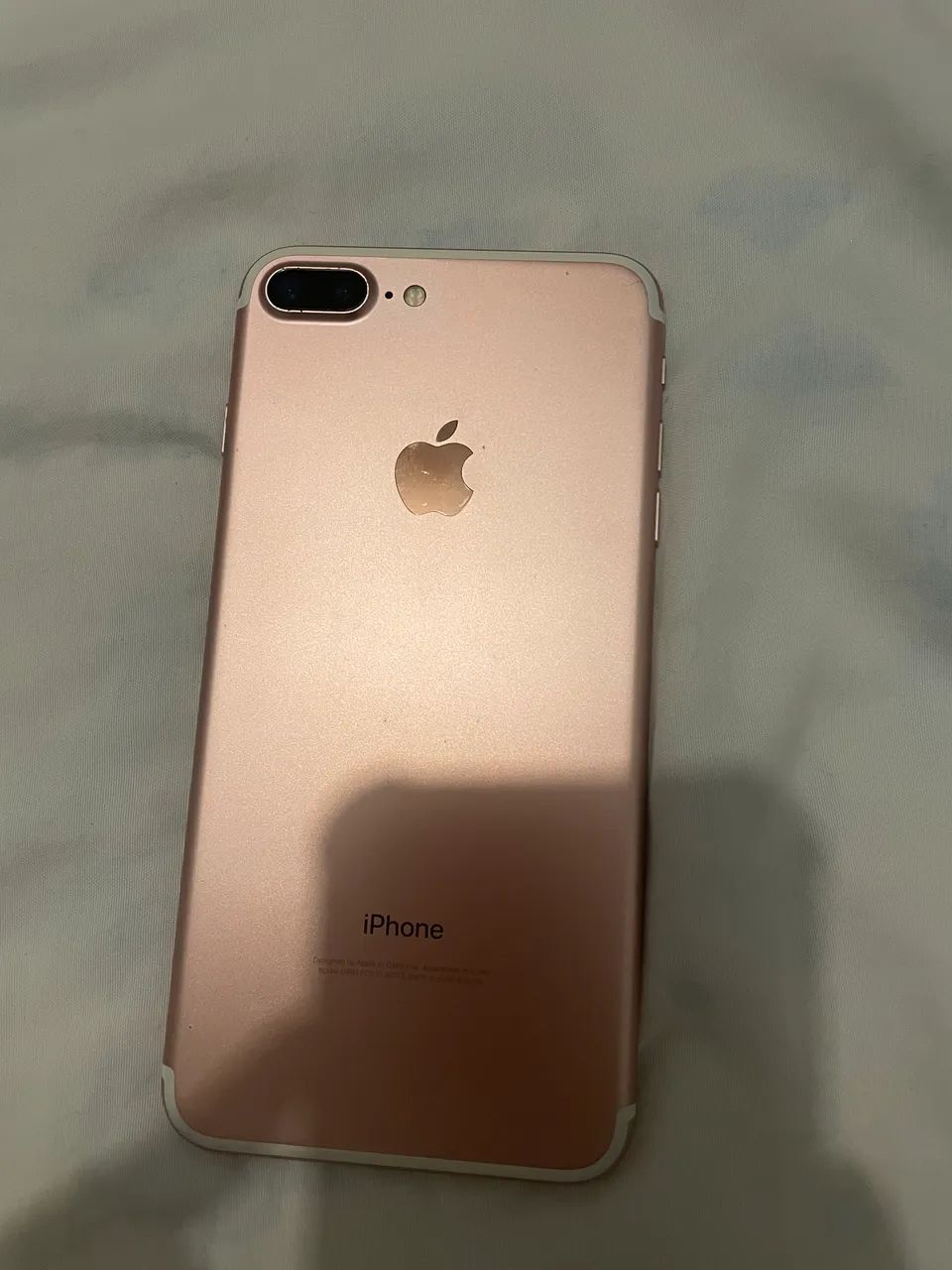 iPhone 7 Plus rose 128 GB 489$
