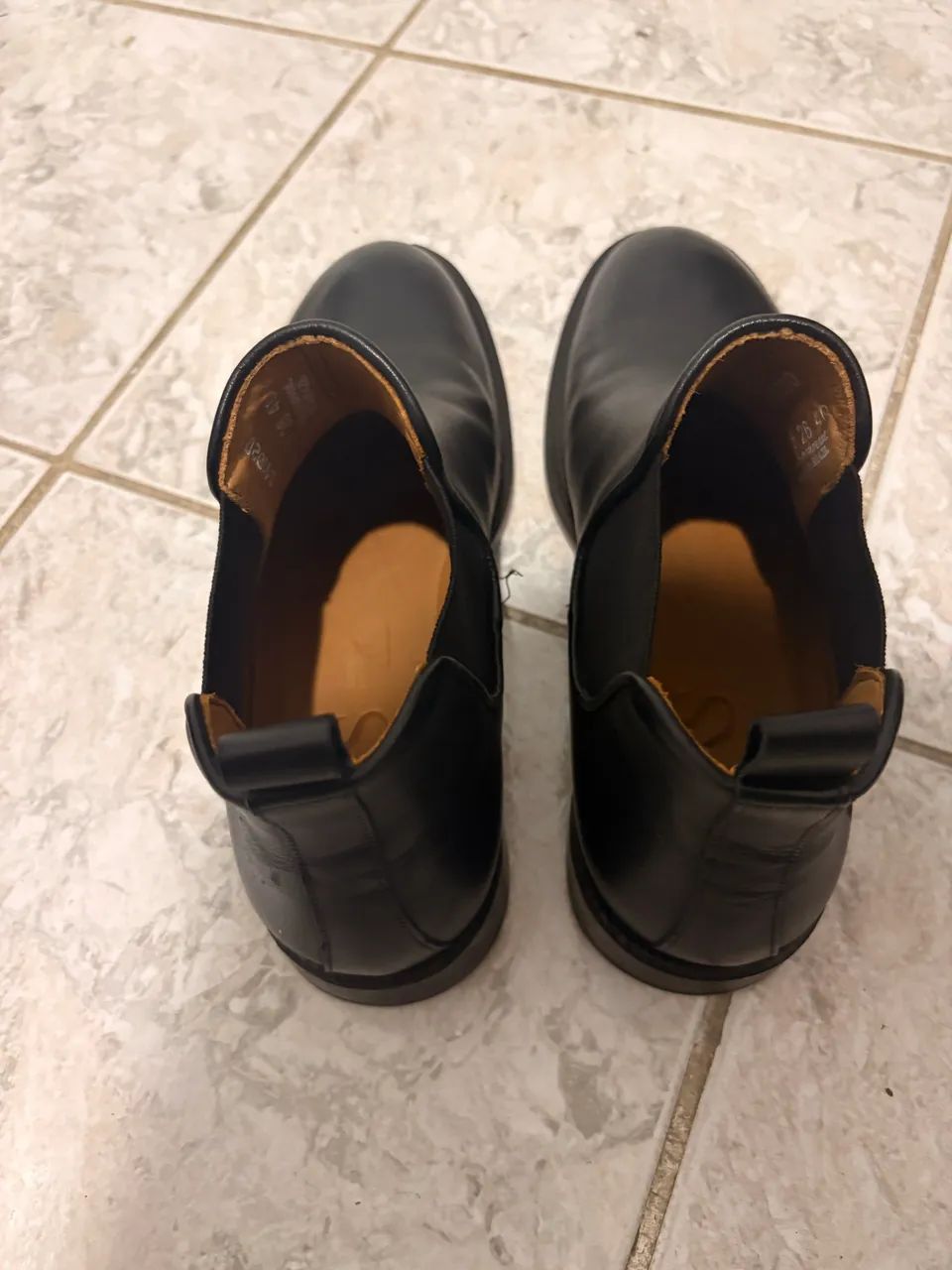 Bota sem uso de Couro CNS