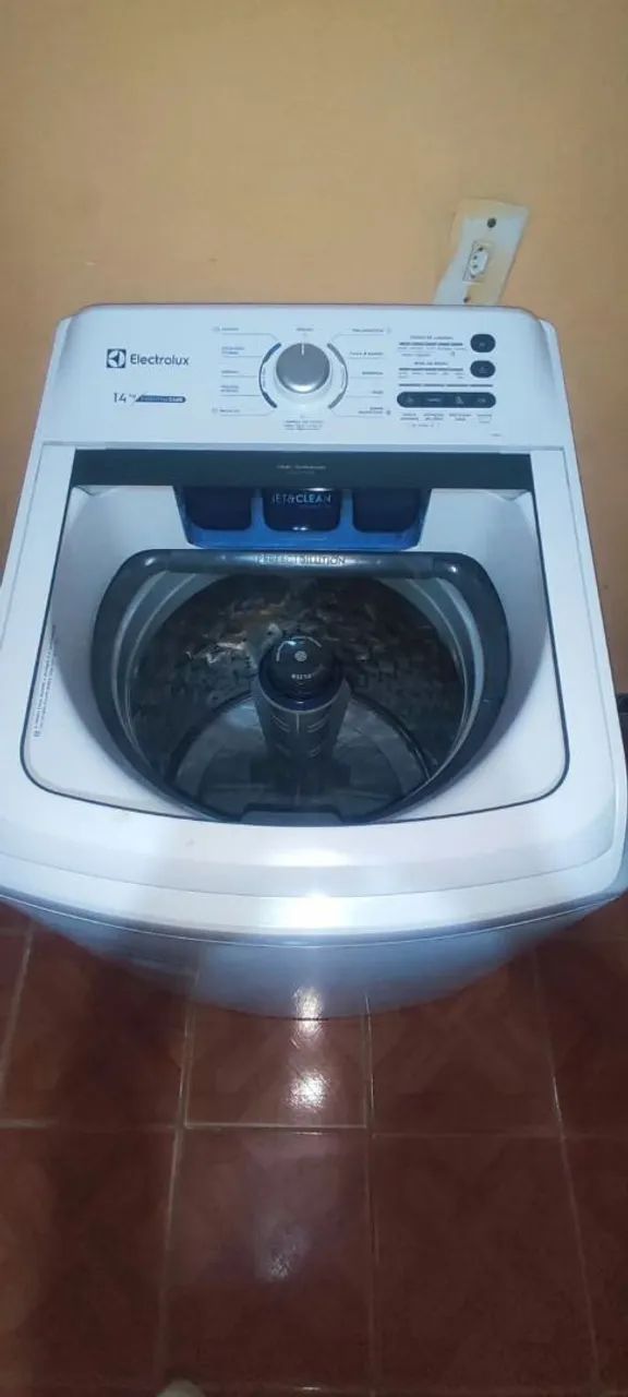Máquina de Lavar Electrolux 14kg  - Foto 2