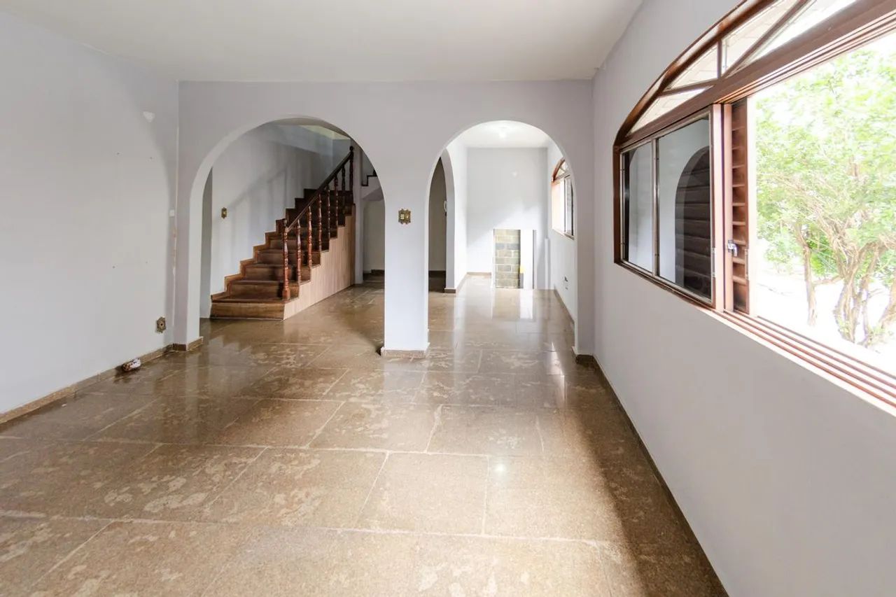 Casa à Venda - Padre Eustáquio, 5 Quartos, 360 m2 - Foto 4