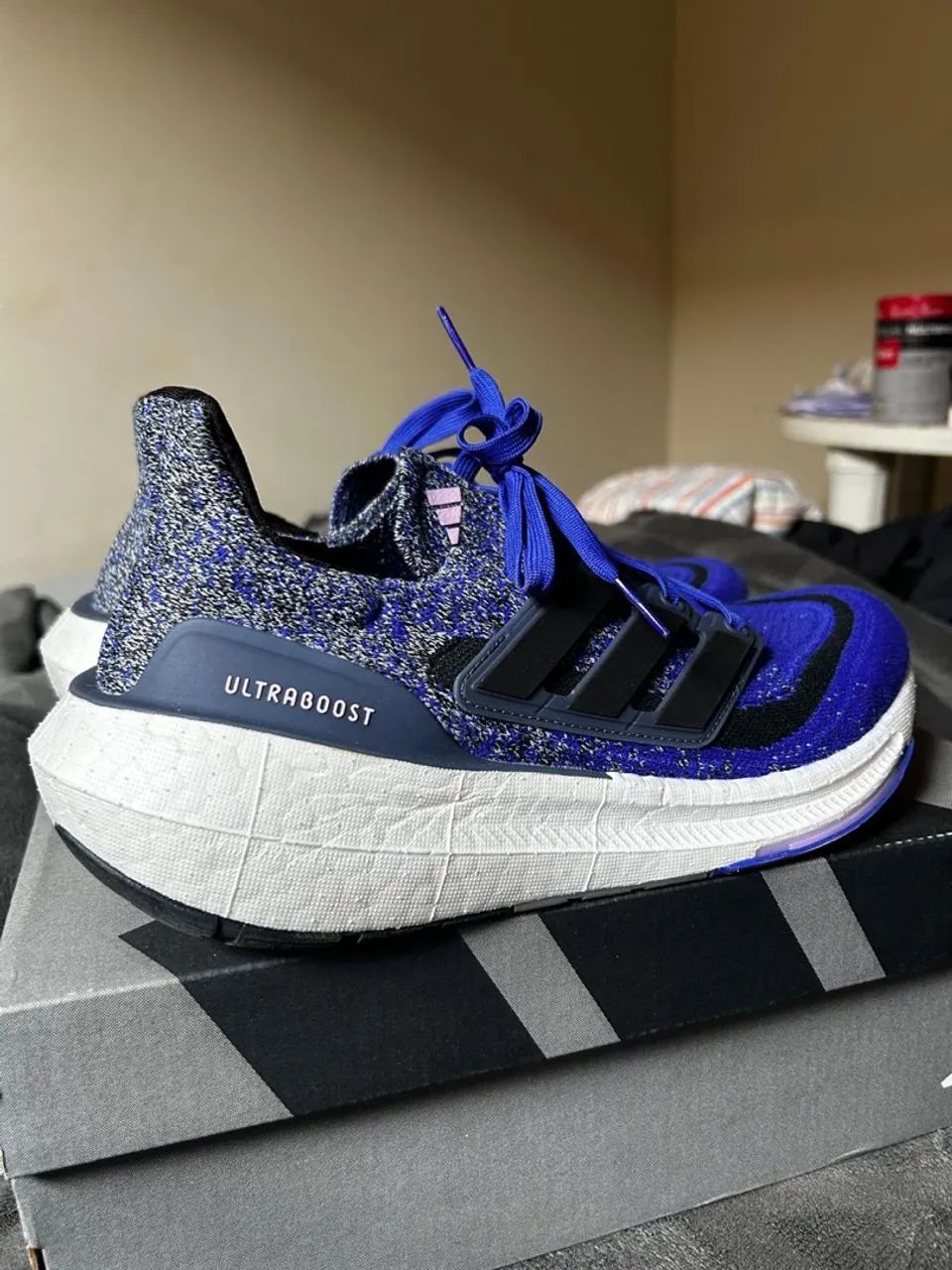 Tenis AD ultraboost tam 42 - Foto 4