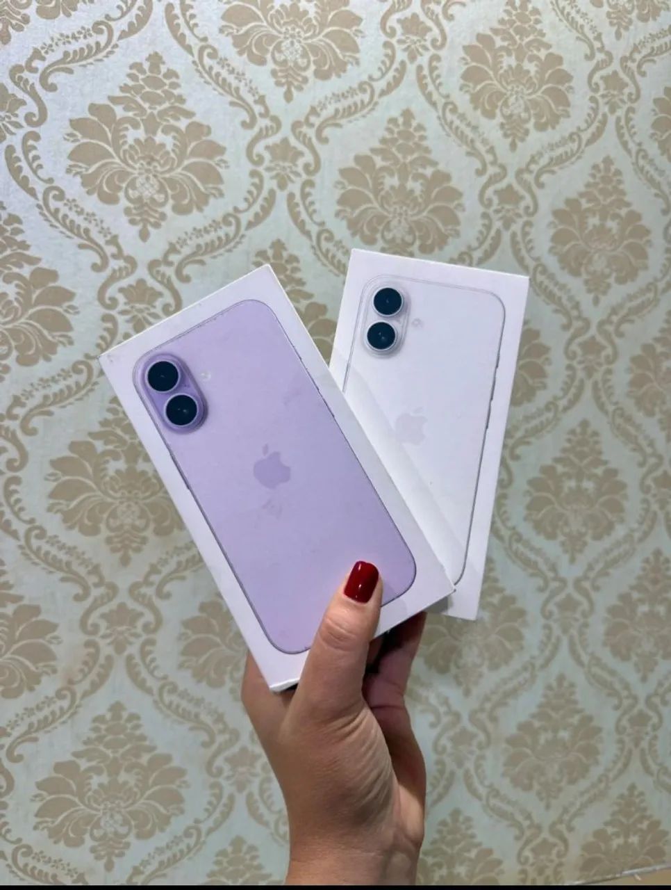 iPhone 16 128gb branco e iPhone 17 256gb lavanda - Foto 2