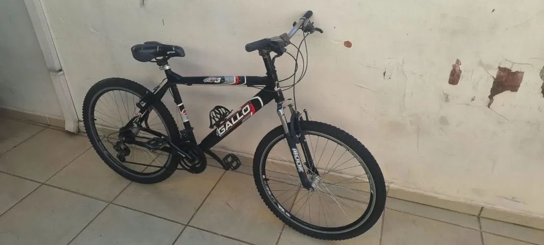 Bicicleta aro 26 - 21 Marchas - Foto 3