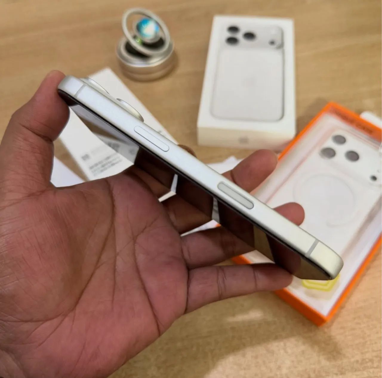 IPHONE 17 PRO 256GB SILVER - Foto 4
