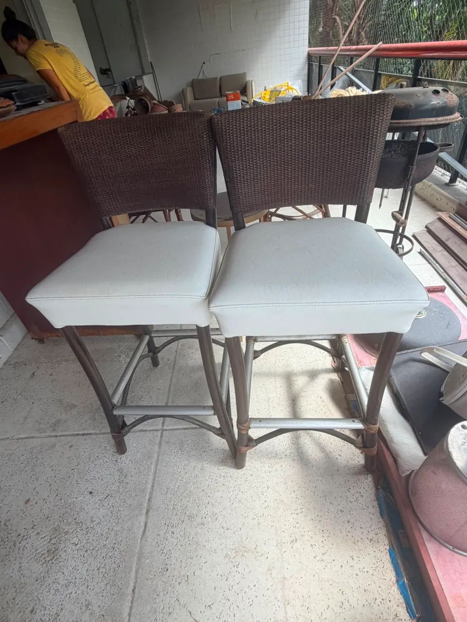 Conjunto de 4 banquetas altas
