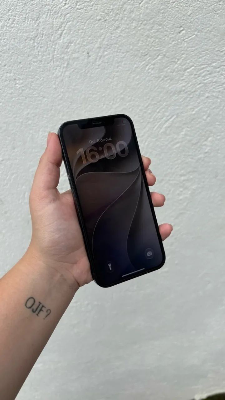  iPhone 12 128GB - Preto   - Foto 2