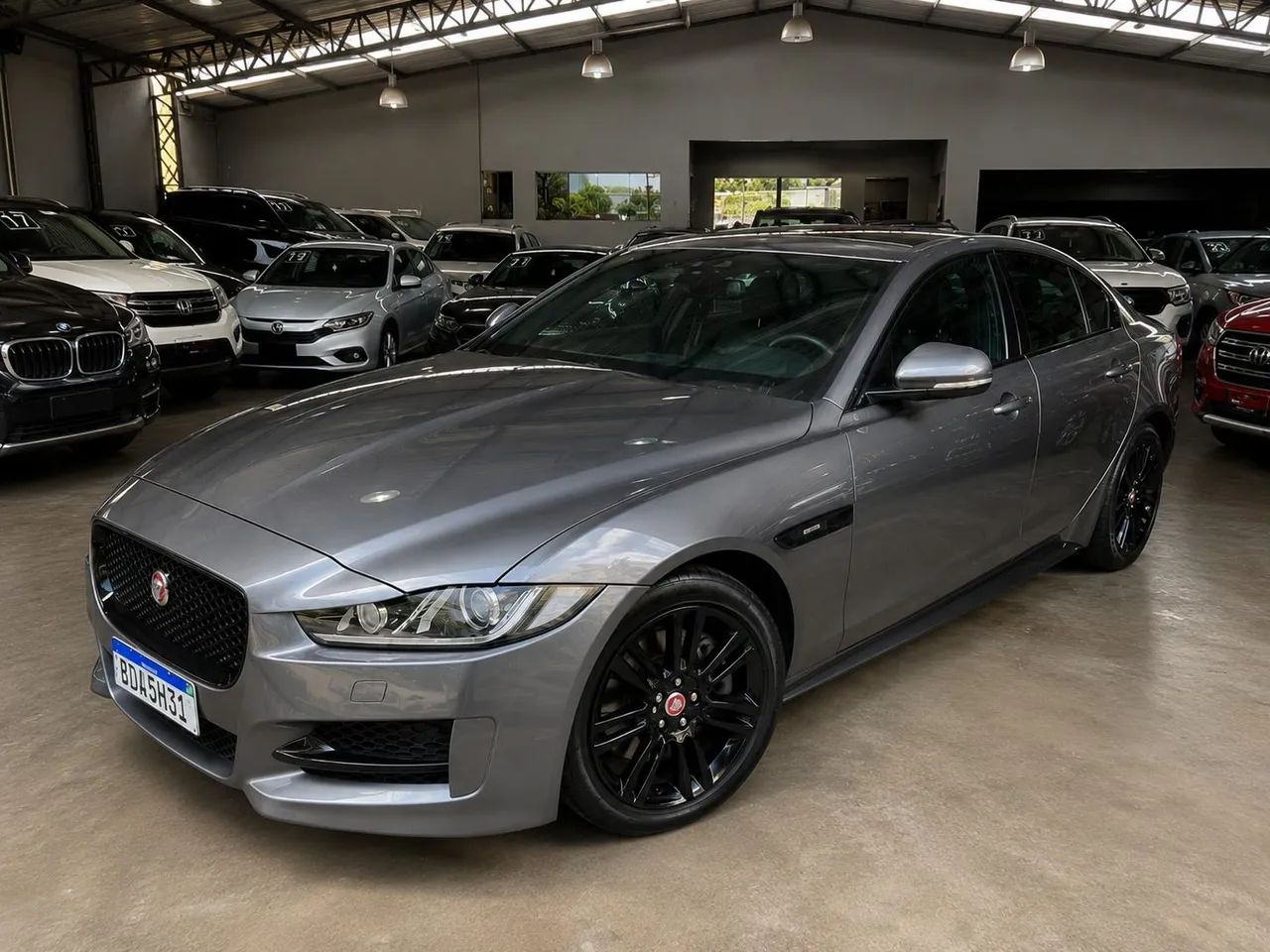 JAGUAR Xe XE 2.0 Turbocharged R-Sport Aut. 2018
