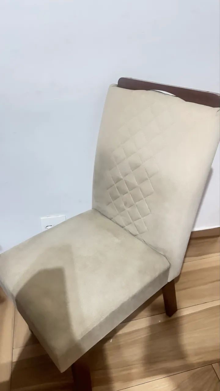 Mesa com 4 cadeiras  - Foto 4