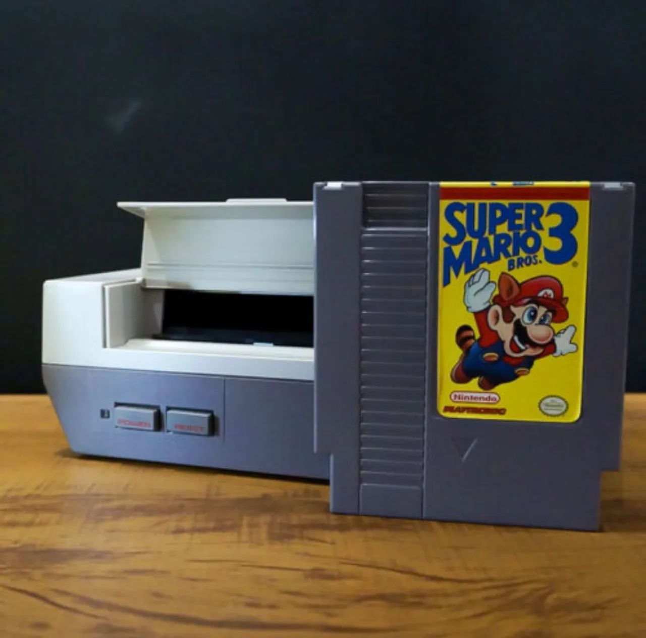 Nintendo nes 8bits com 2 controles original - Foto 2