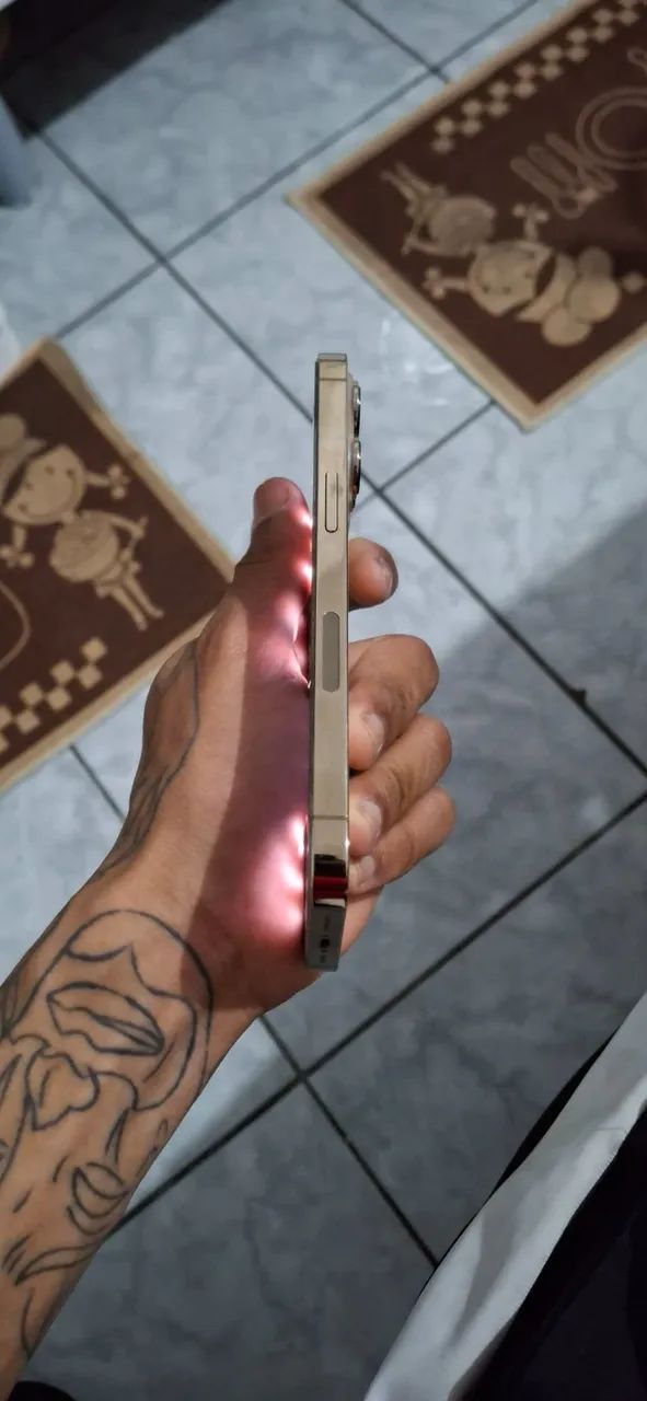 Iphone 13 pro branco  - Foto 2