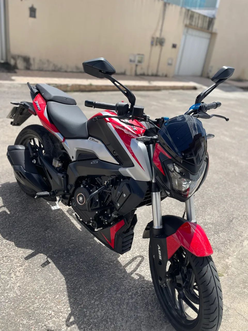 Bajaj dominar 250 - Foto 3