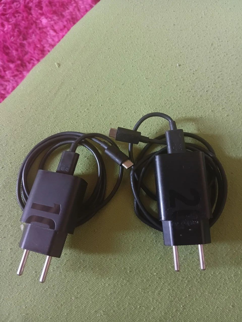 2 carregador Motorola tipo C original
