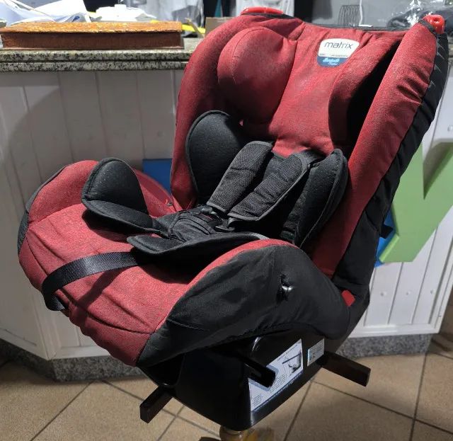Cadeira Auto Burigotto Evolution Zero a 25kg. Vermelha - Foto 4