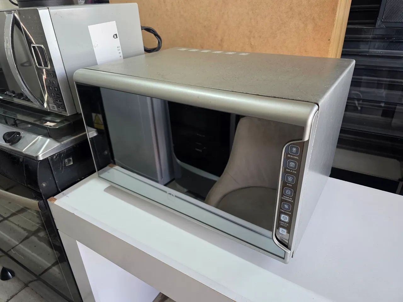 Microondas Electrolux funcionando perfeitamente 