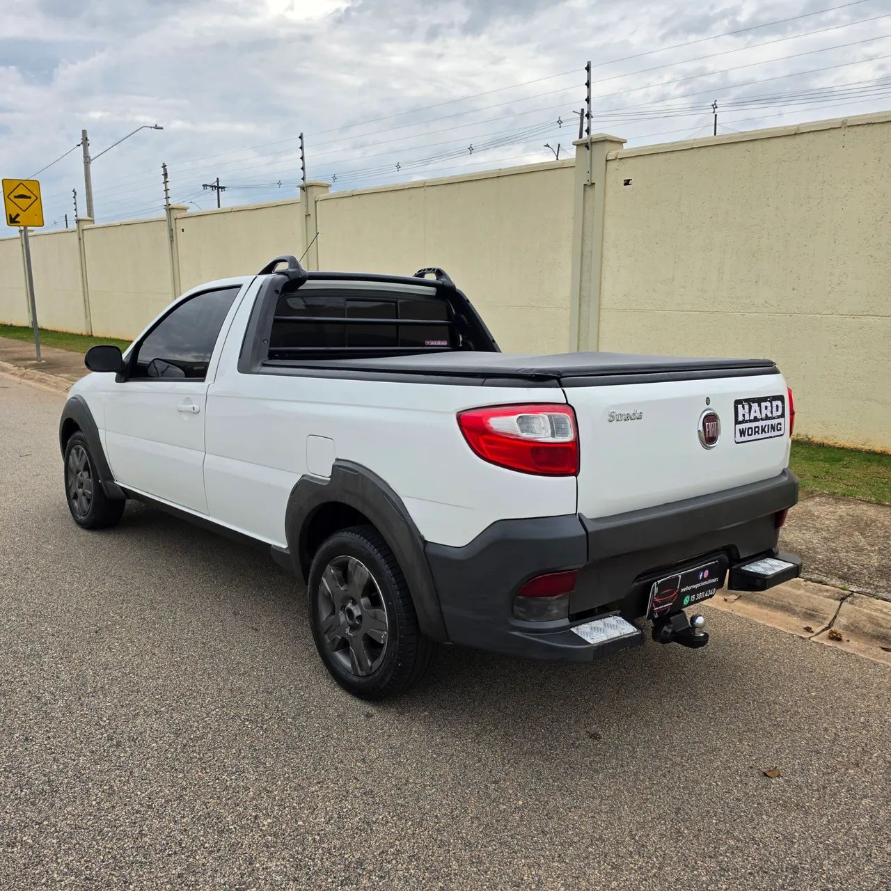 Fiat Strada Working Hard 1.4 Fire Flex 8V CS 2017 - Foto 3