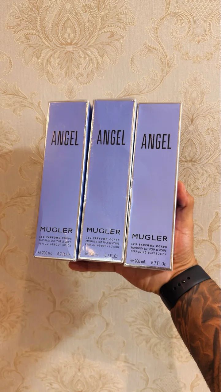 Creme Angel mugler 