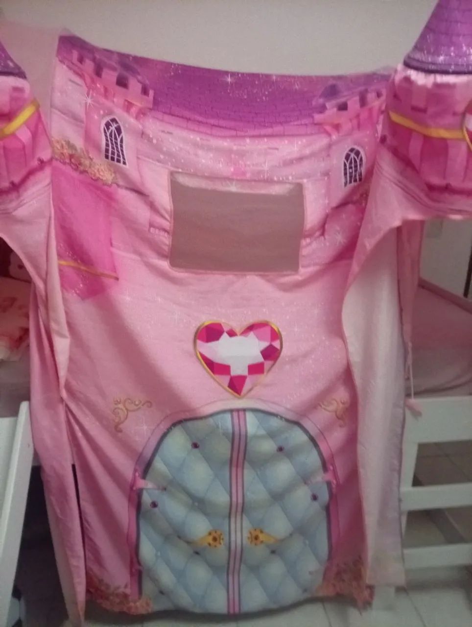 Vendo cama solteiro semi nova princesas - Foto 3