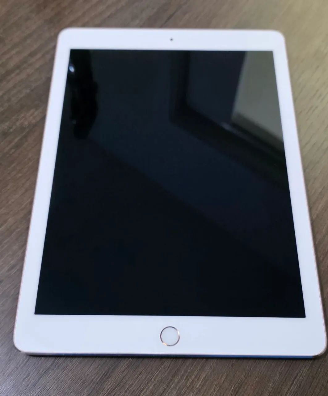 iPad Pro - primeira geração - A1673 - Rose Gold - Foto 2