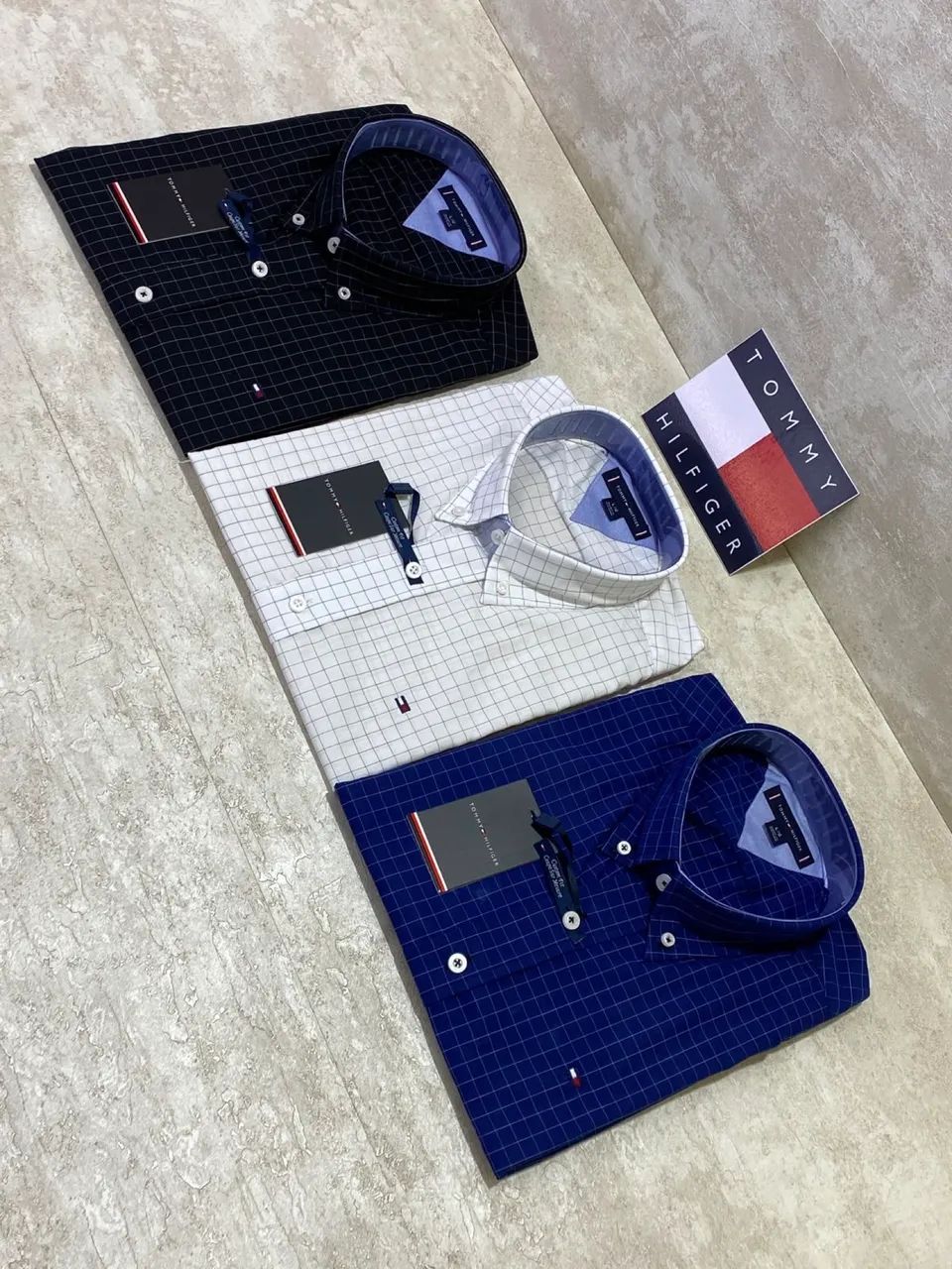 Camisa Social Tommy Hilfiger com Detalhes Xadrez