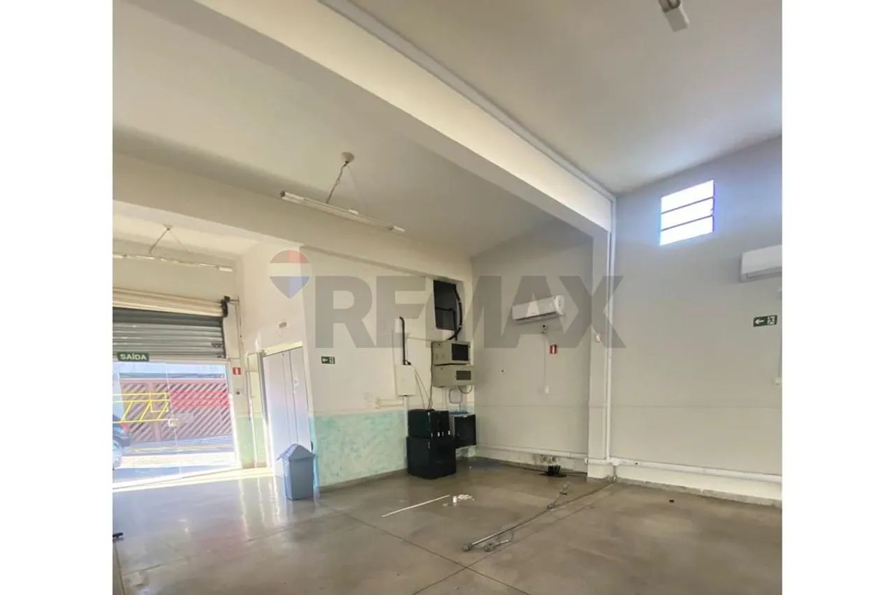 Sala Comercial Ampla, Moderna e com Excelente Visibilidade Comercial no Centro de Várzea P - Foto 2