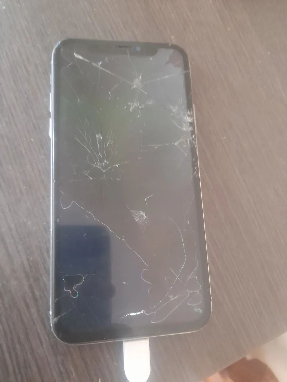Iphone xr.  Retirar pecas