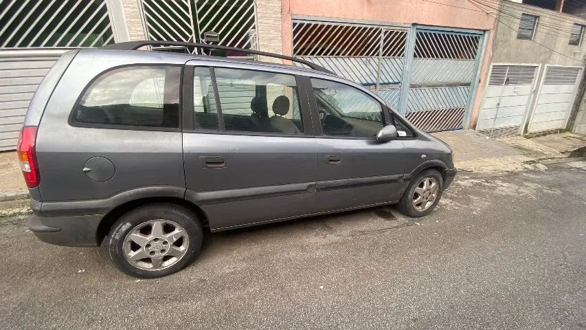 Chevrolet Zafira 2.0/ CD 2.0 8V MPFI 5P Mec. 2001