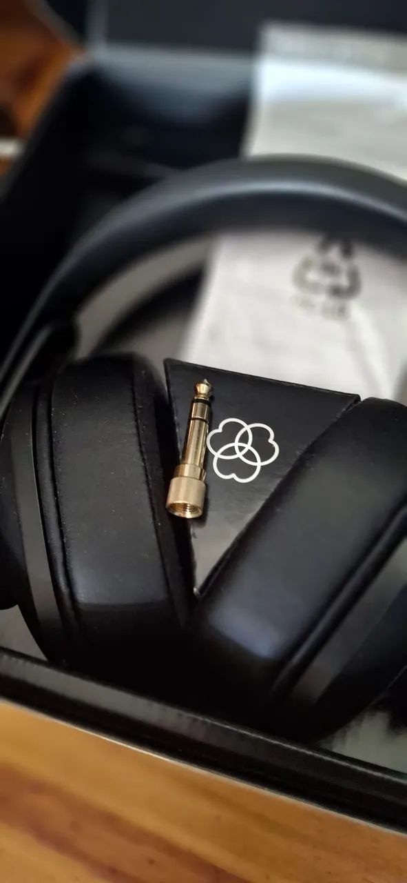Fone AKG K361- BT COM DEFEITO - Foto 5