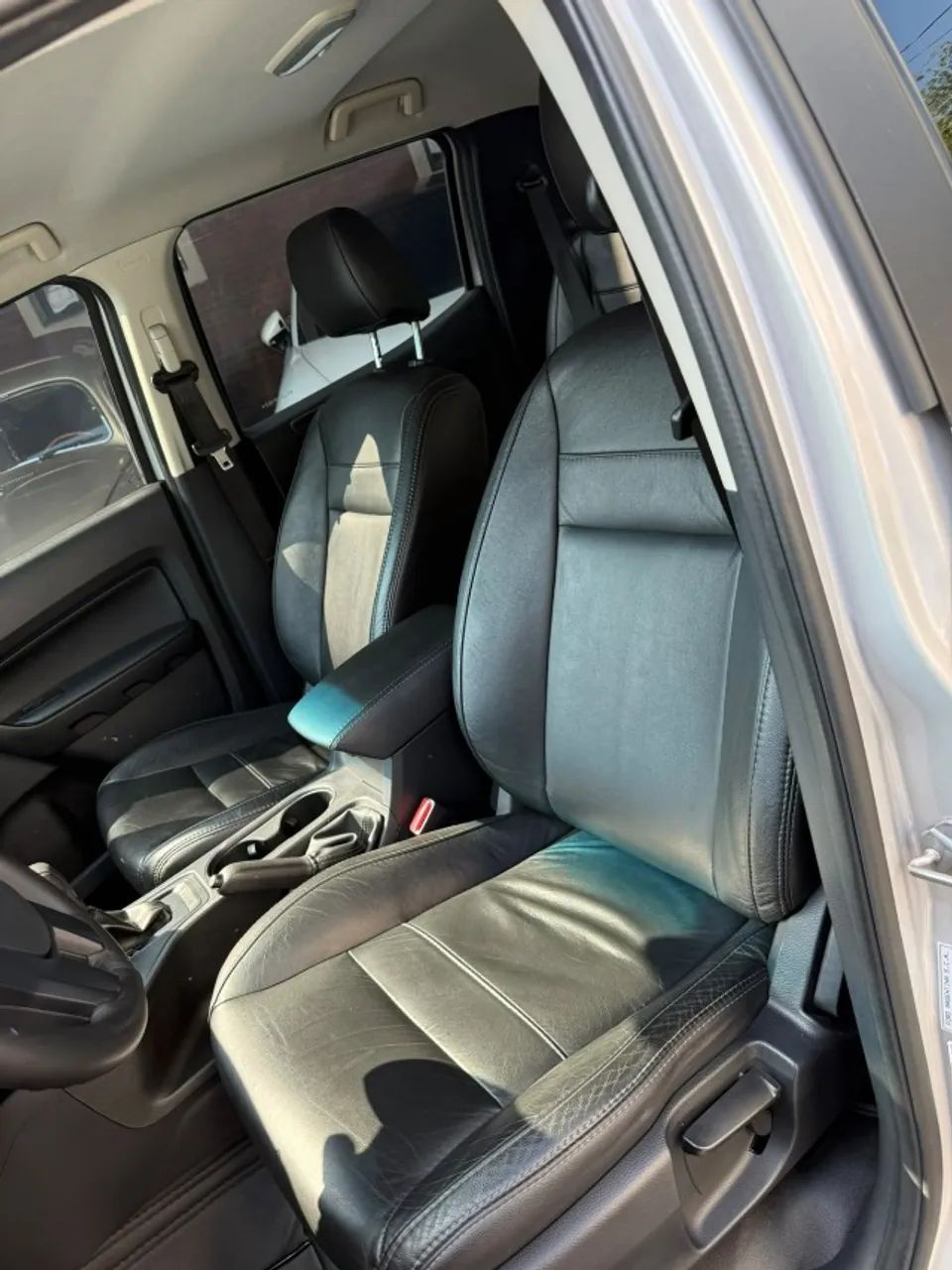 Ford Ranger XLS 2.2 4x4 CD Diesel Aut., foto 9 de 16