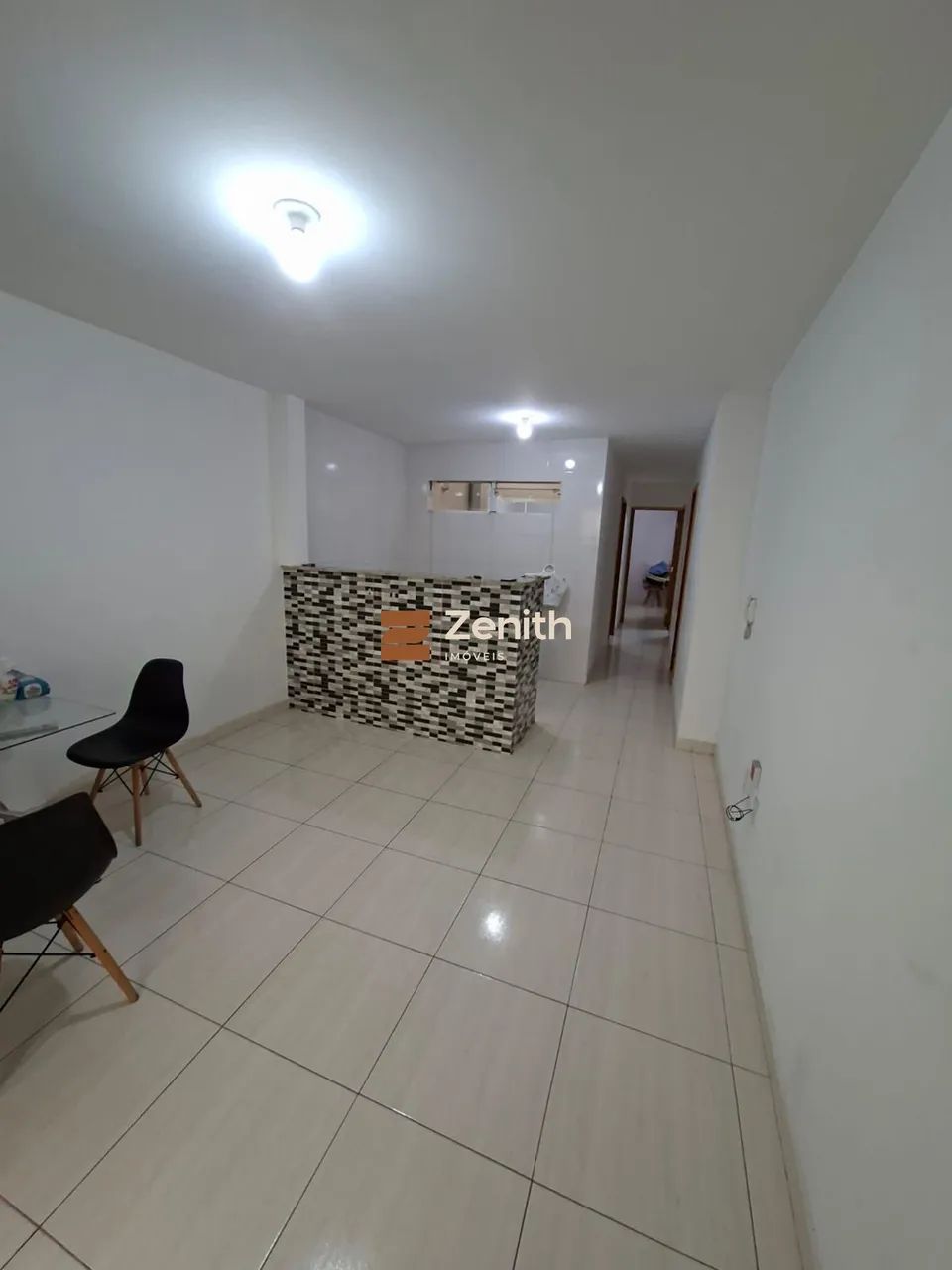 Apartamento com 2 quartos - Bairro Centro - Foto 2