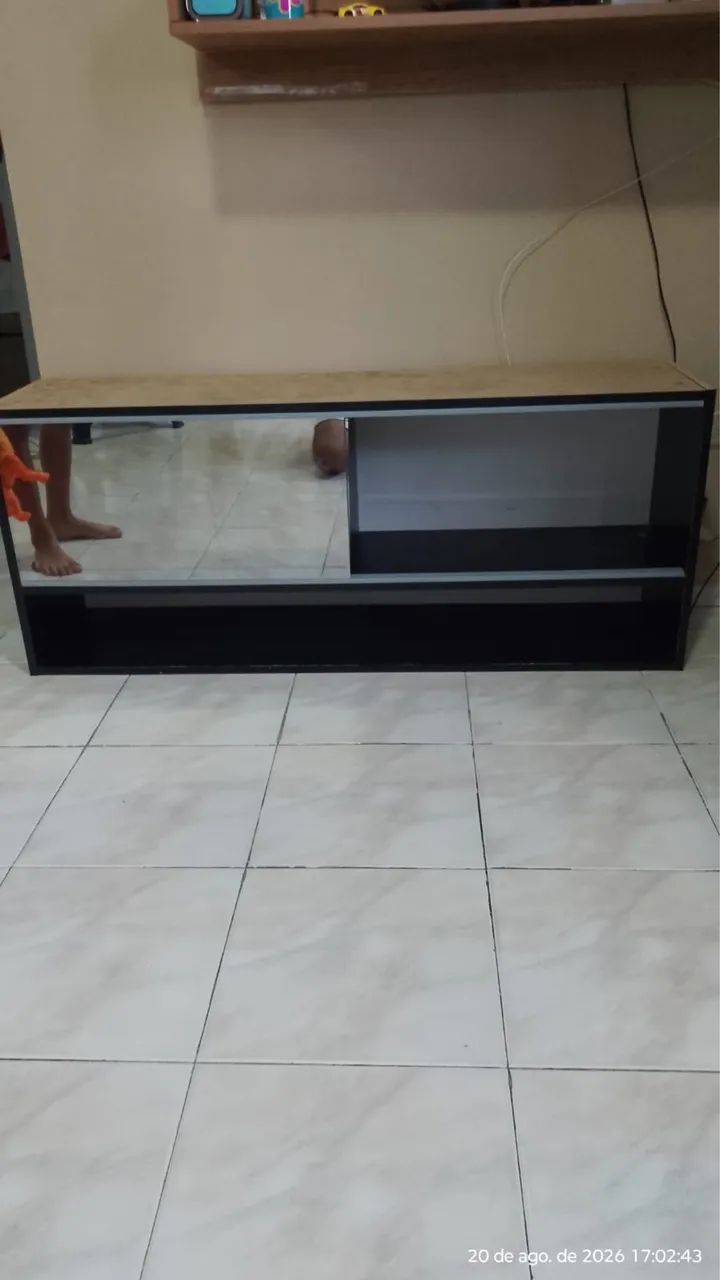 Armário espelhado com pequena avaria  - Foto 3