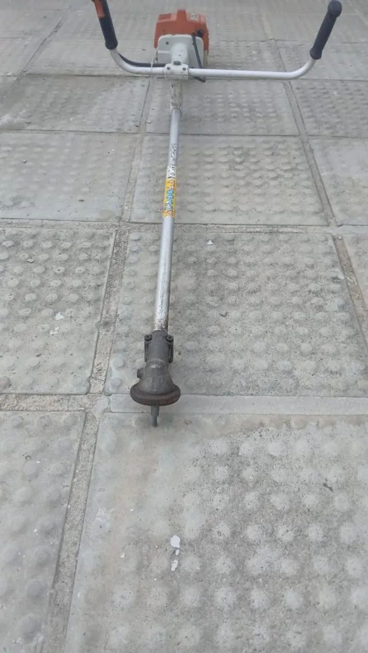 Roçadeira Stihl FS 220 - Foto 5