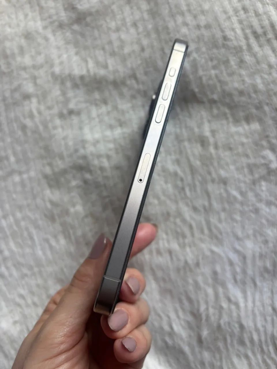 Vendo IPhone 15 pro Max semi novo - Foto 2