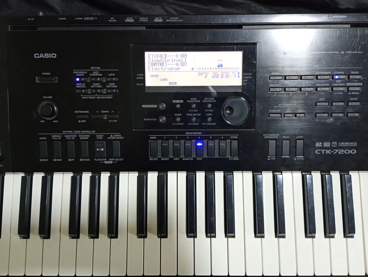 Teclado arranjador Casio CTK 7200 - Foto 5