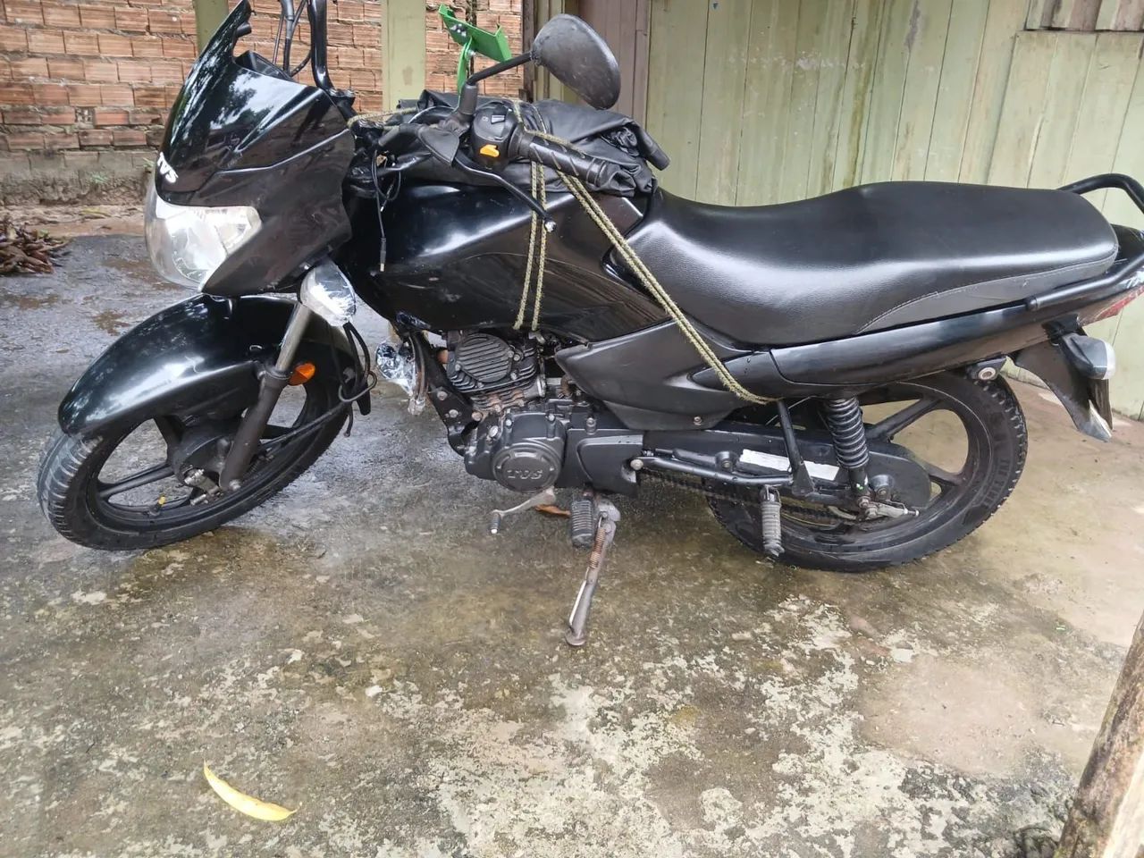 Vendo mottu nova