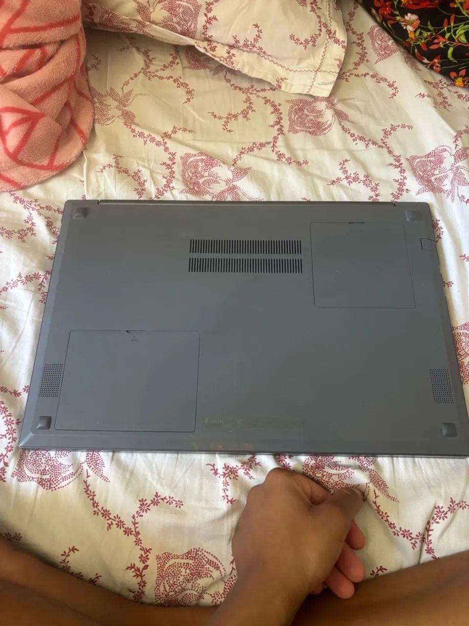VENDO NOTEBOOK SAMSUNG BOOK4 I3 ? COM DEFEITO NA TELA - Foto 4