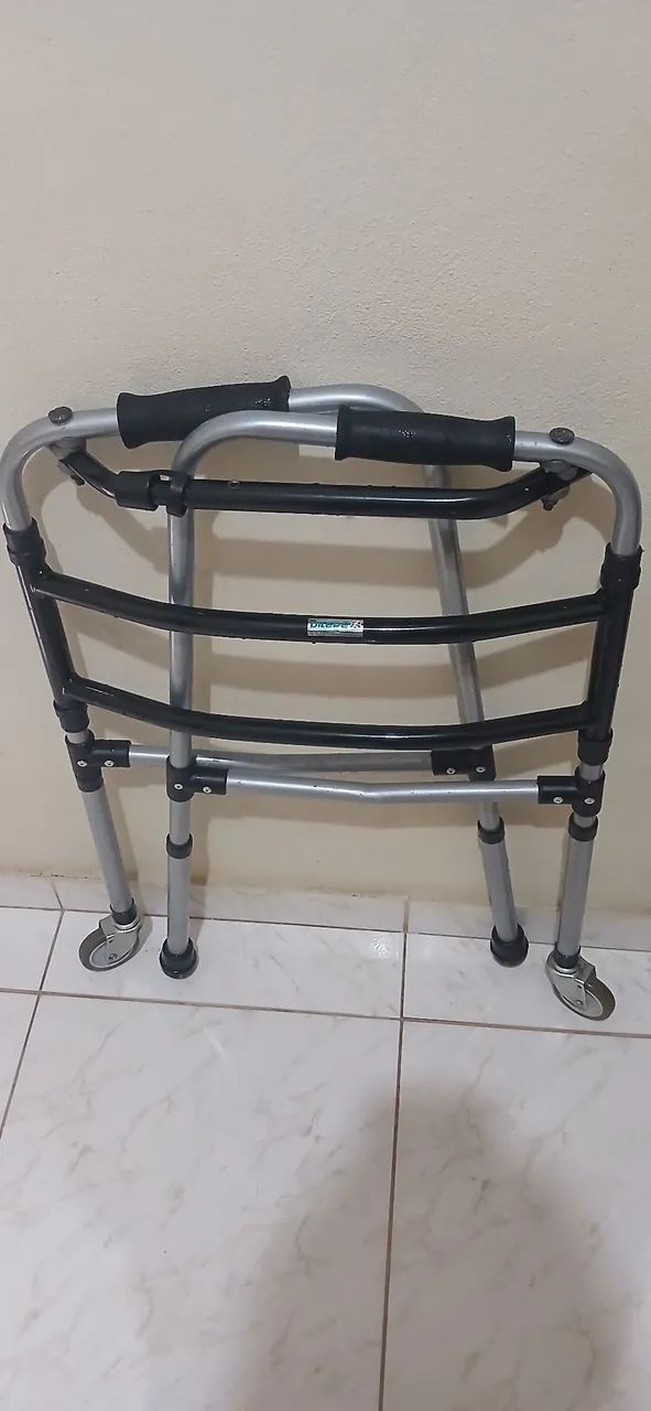 Andador ( Dipelé )