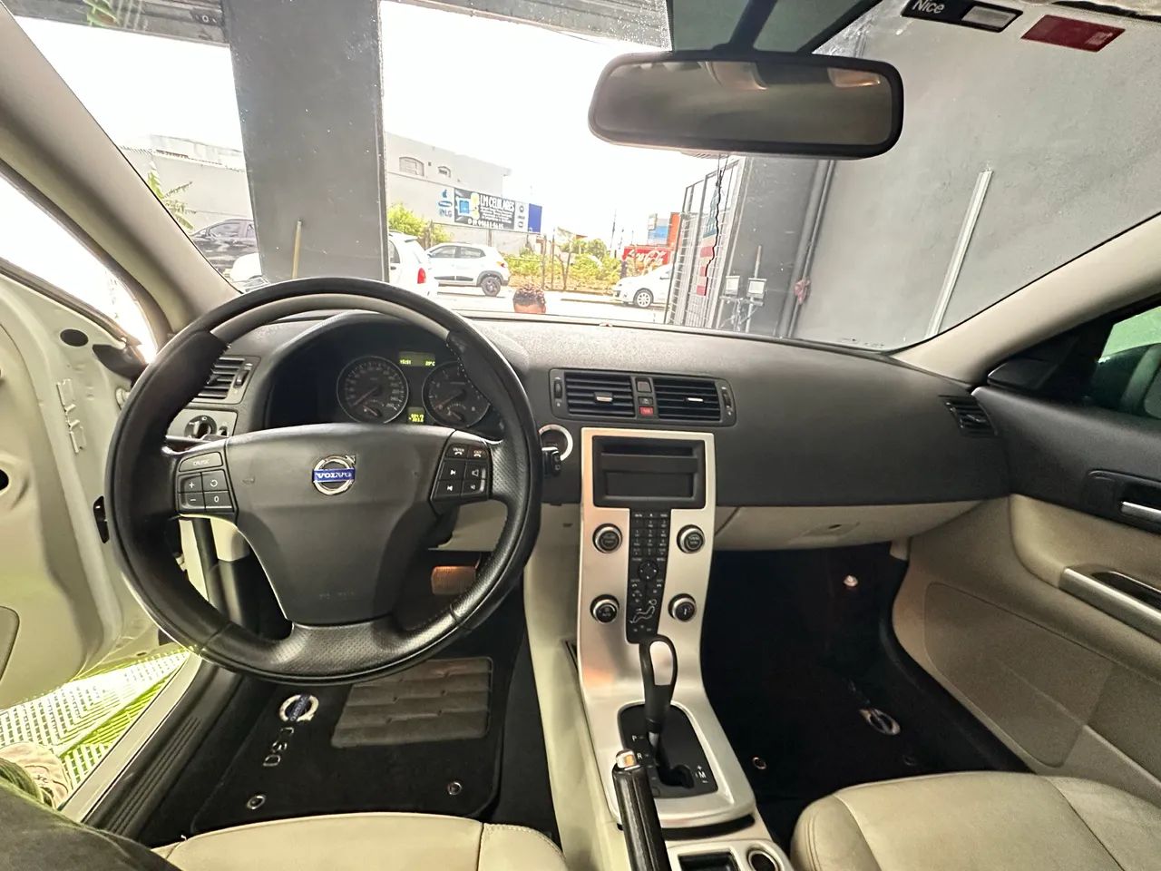 Volvo C30 2.0 145cv 2011 - Foto 2