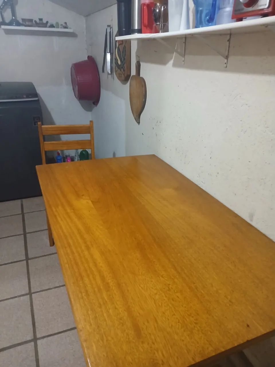 Mesa e 4 cadeiras 