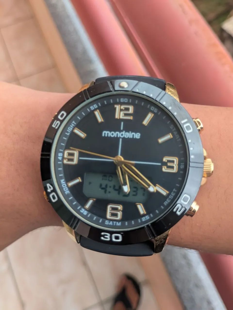 Relógio mondaine