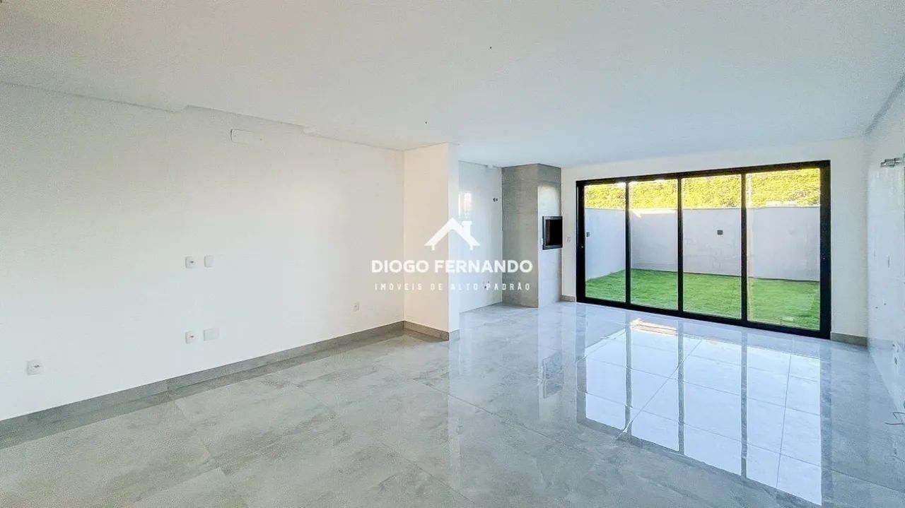 Casa no Campeche ao Lado do OKA Shopping com 3 Quartos e 144m²