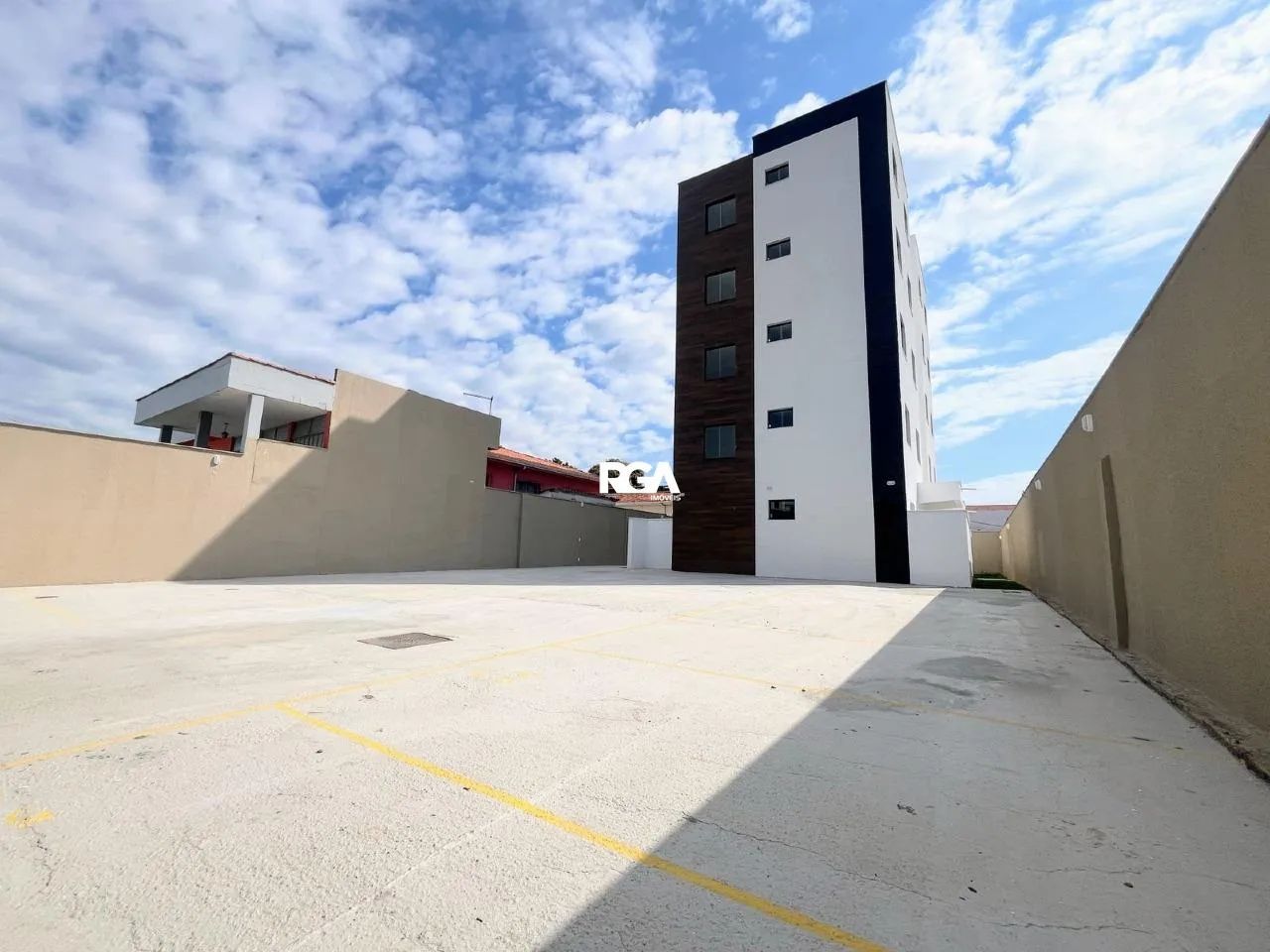 APARTAMENTO COM 2 QUARTOS E 2 VAGAS  LETÍCIA - Foto 2