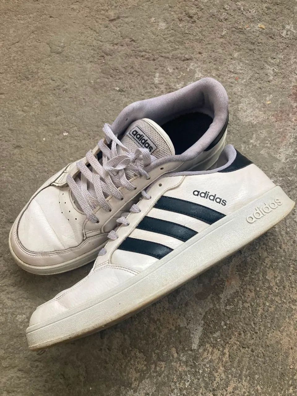 Tênis Adidas 100 pila - Foto 3