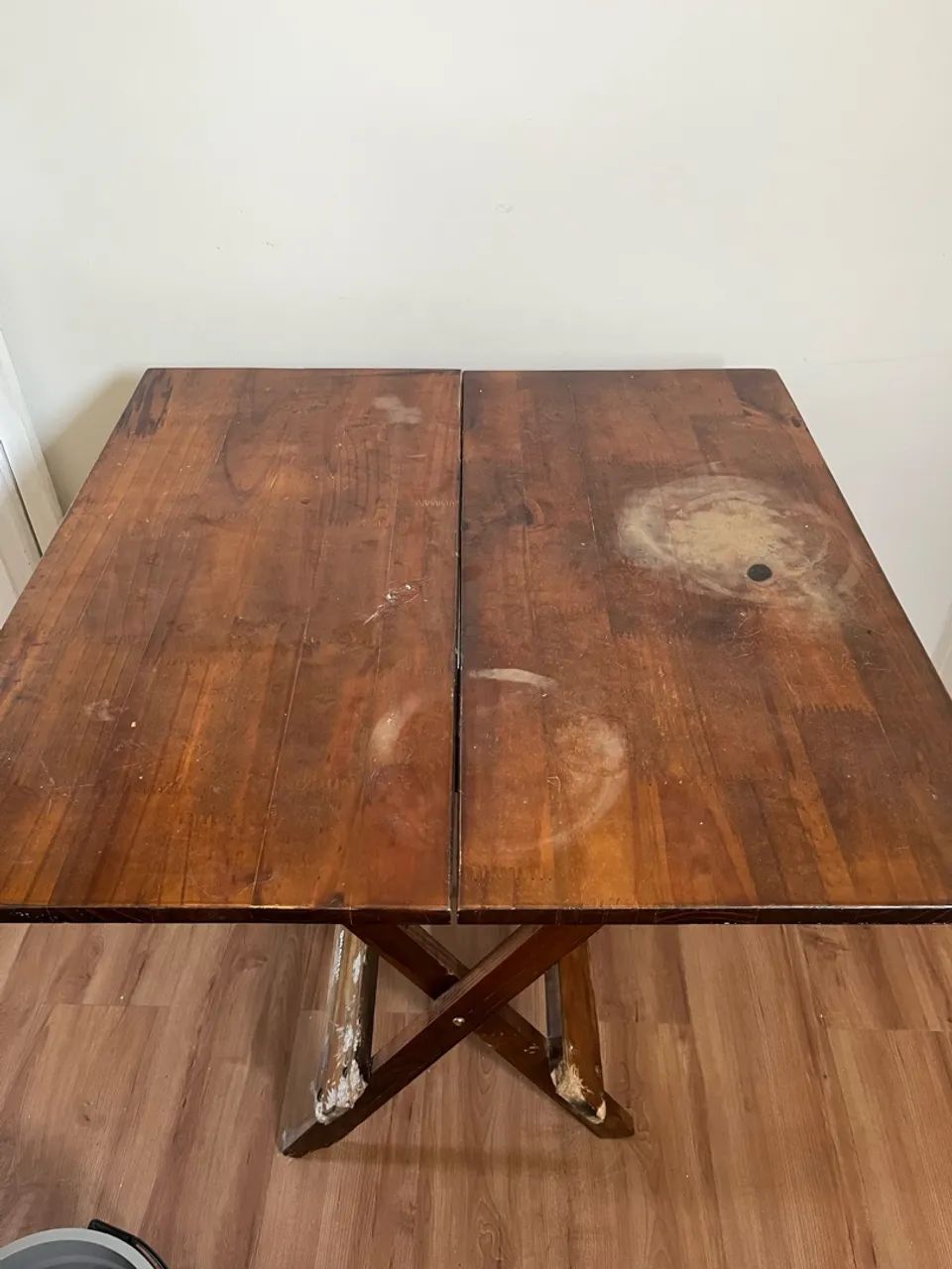Mesa de boteco de madeira 