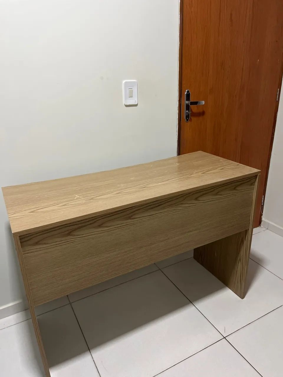 Escrivaninha seminova  - Foto 2