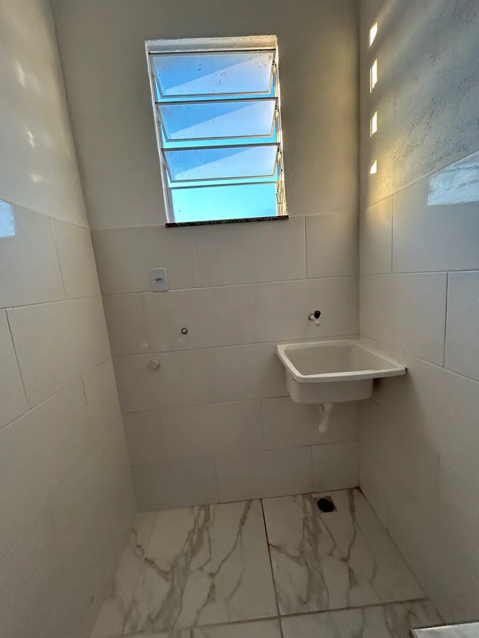 Kitnet mobiliada Rocha Miranda - acabou de construir  - Foto 3