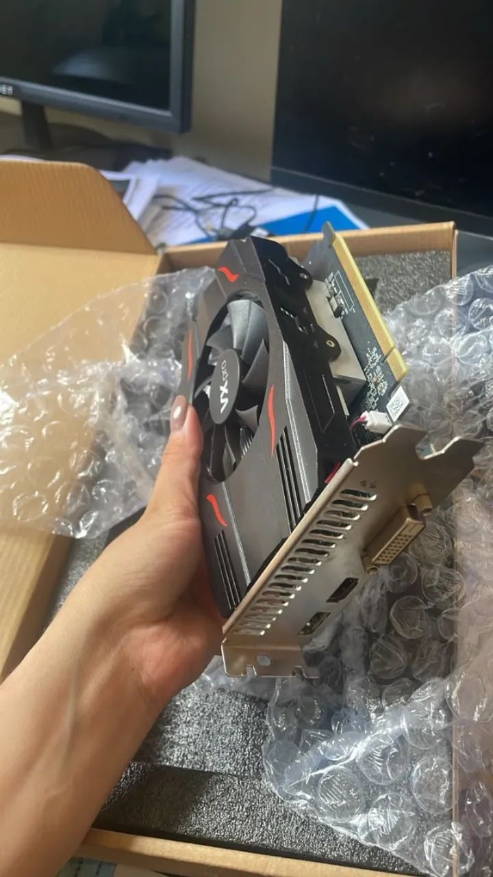 Placa de vídeo RX 550 4GB - Foto 4