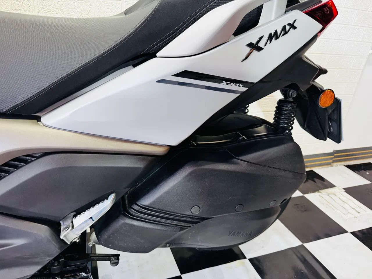 YAMAHA XMAX CONNECTED  - Foto 5