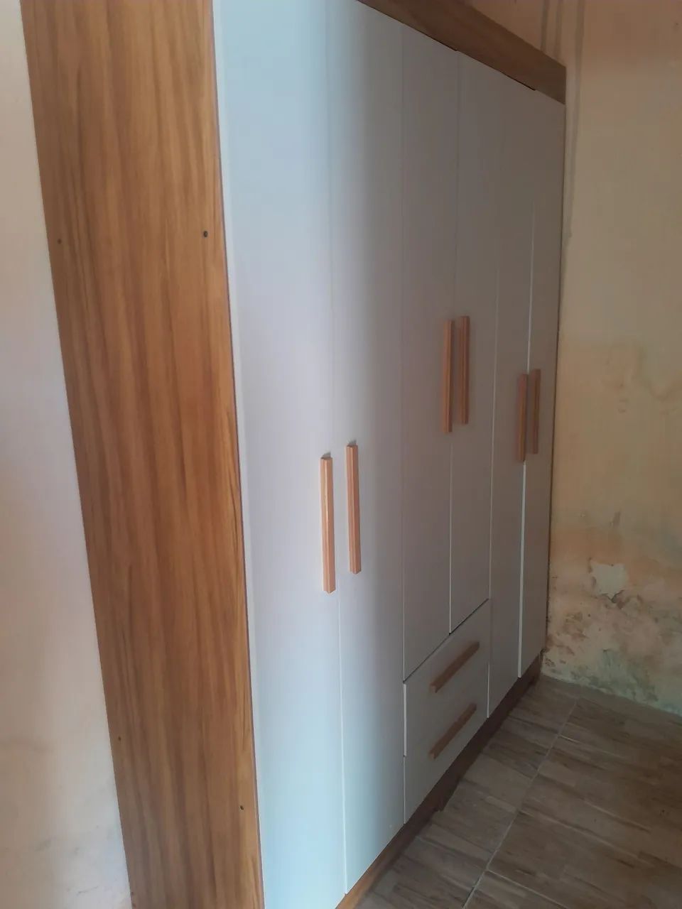 Vende- Se Guarda Roupa - Foto 2