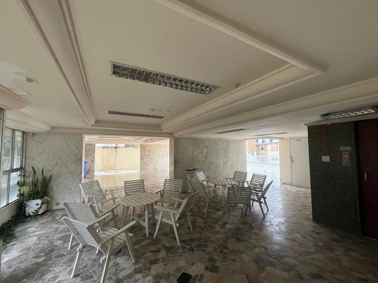 APARTAMENTO 3/4 COM SUÍTE E VARANDA NO CAMPO GRANDE EDIFÍCIO SEQUOIA  - Foto 4